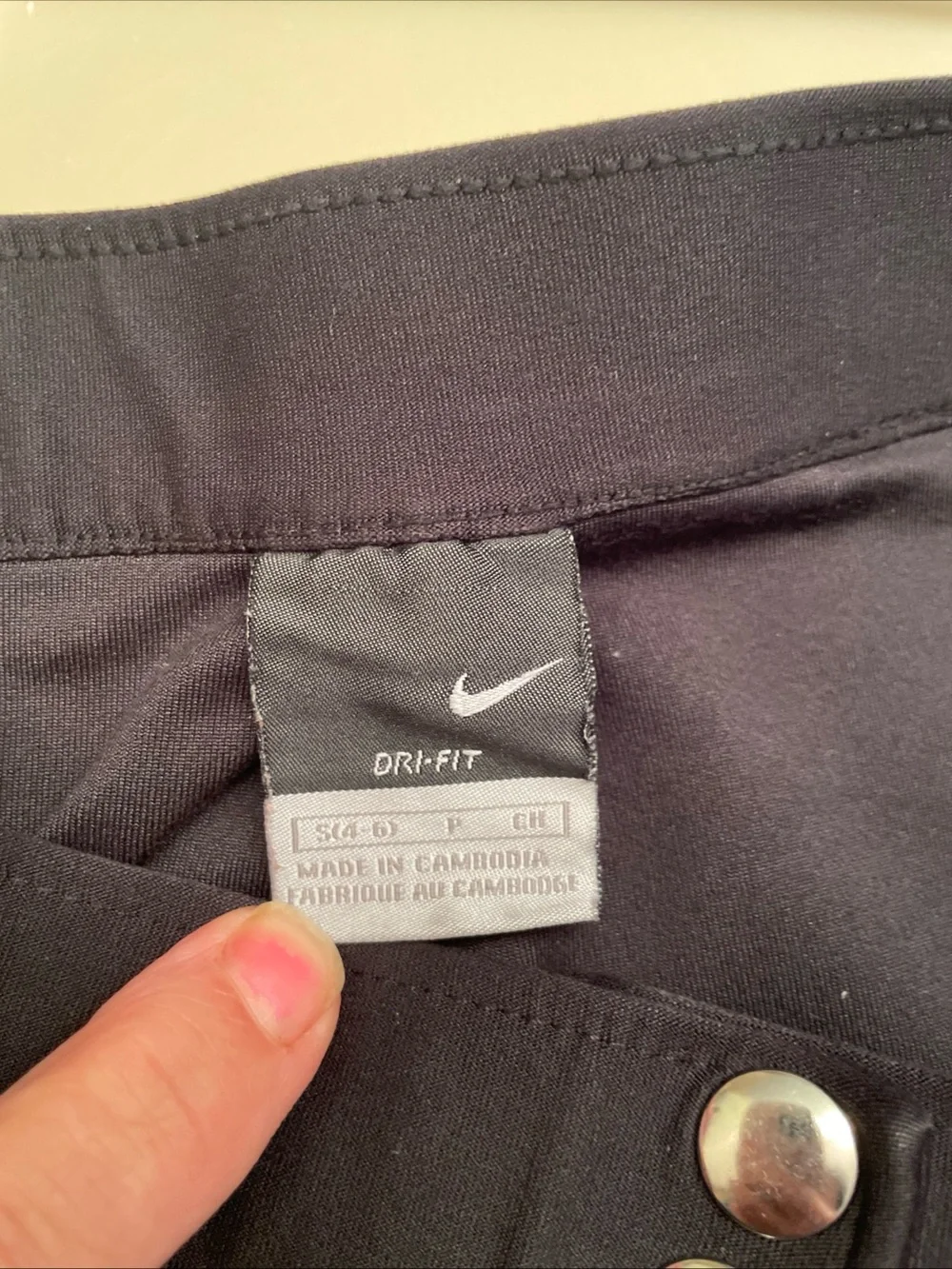 Nike Dri-Fit Pants Black Mid Rise Straight Leg Y2K Style Bottoms Women’s Small
